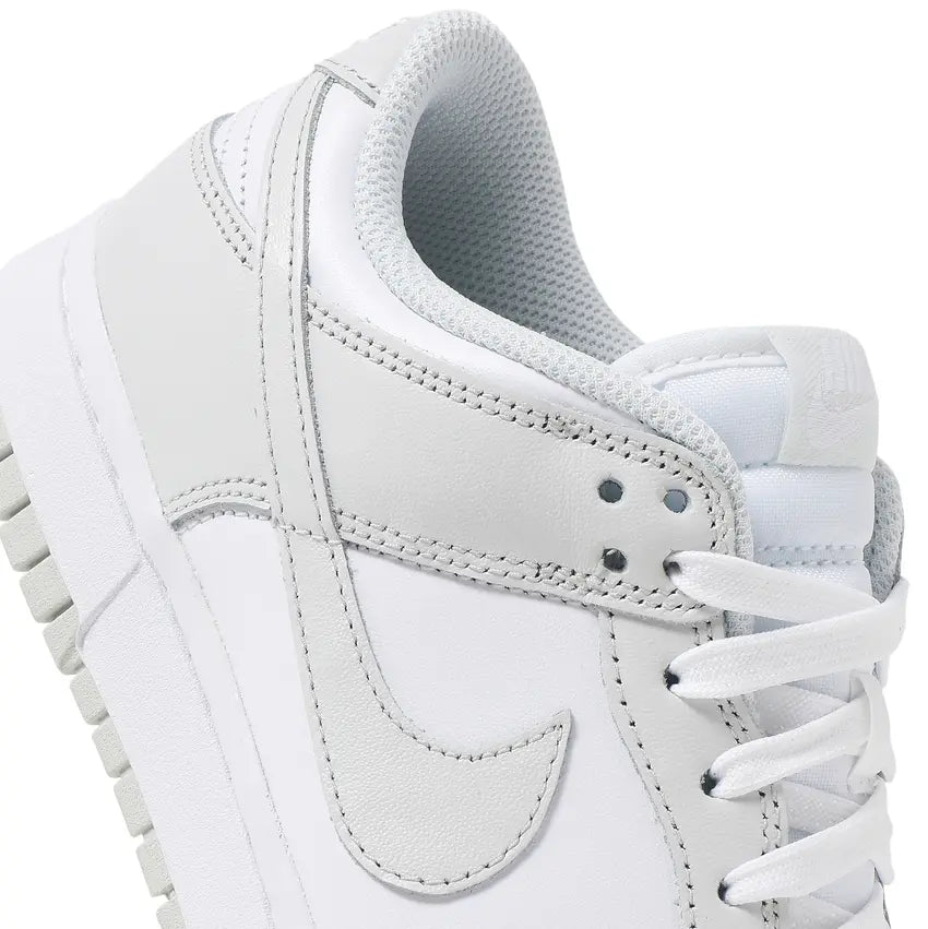 Dunk Low Photon Dust