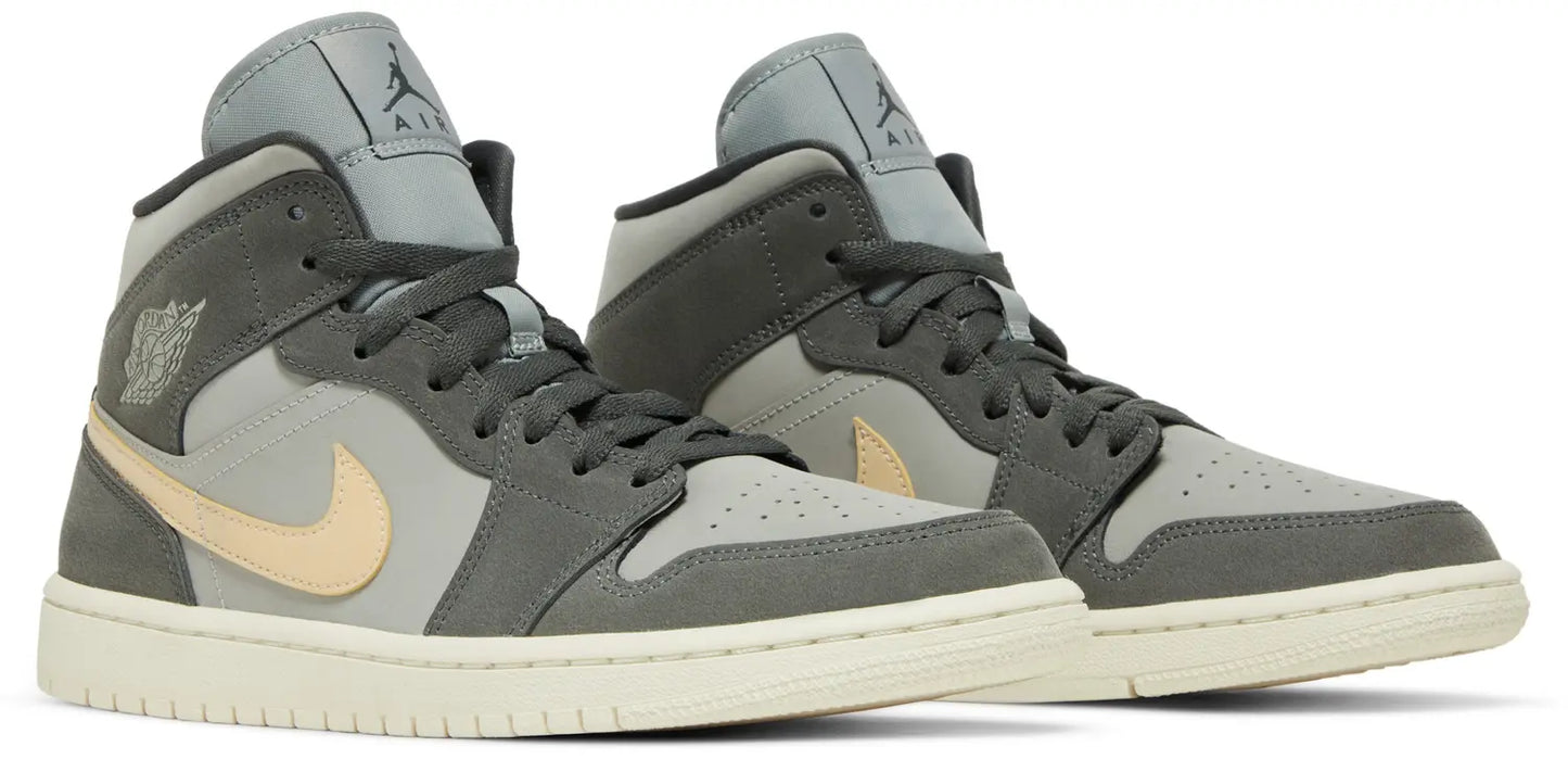 Jordan 1 Mid Weißer Onyx