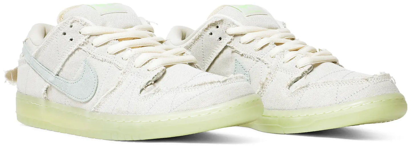SB Dunk Low Mummy