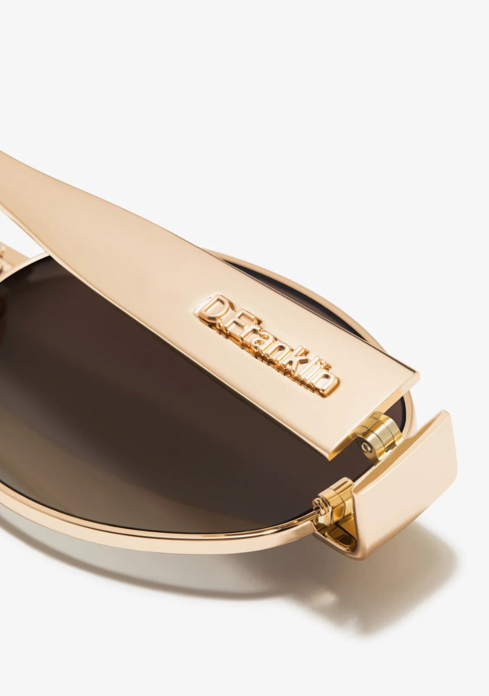 D.Franklin Cuprum Round Gold Brown