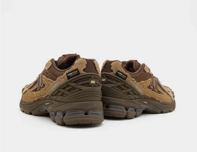New Balance 1906d Size Exclusive Protection Pack Braun