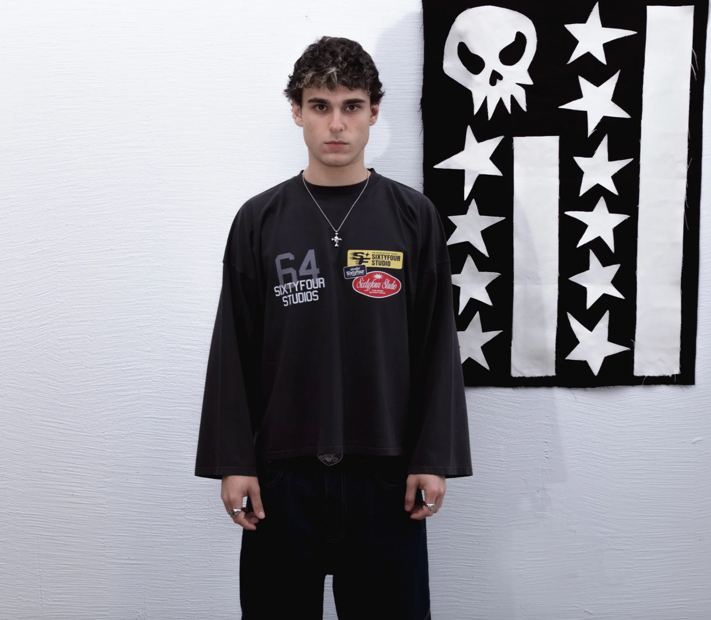 6ixt4our Patch Long Sleeve Black