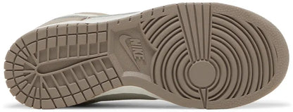 Dunk Low Moon Fossil