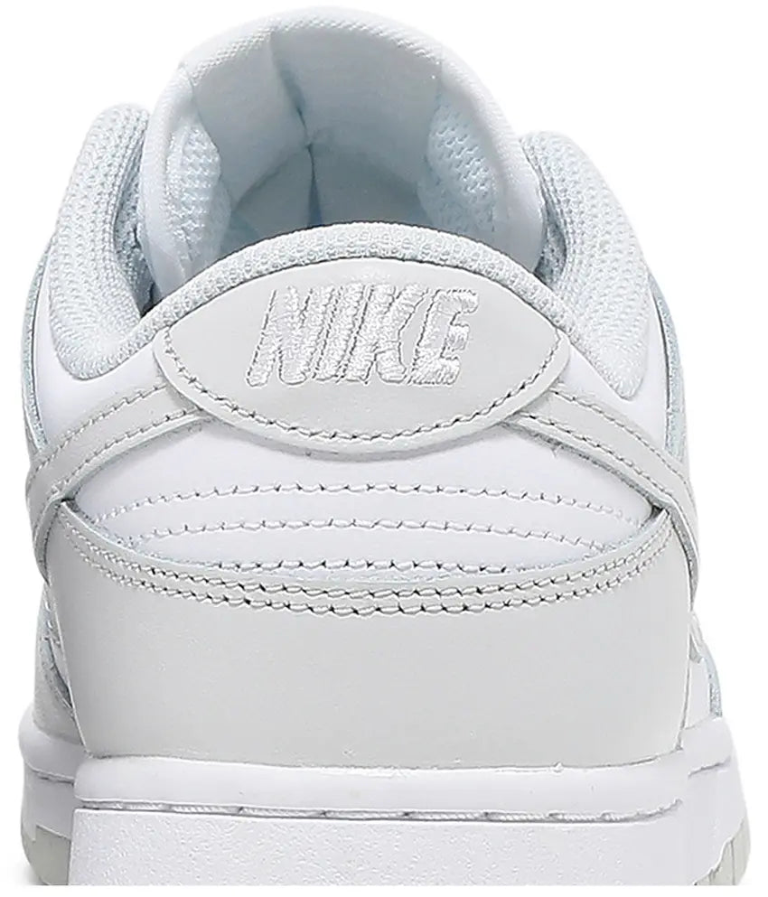 Dunk Low Photon Dust