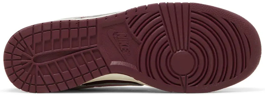 Dunk Low Valentine's