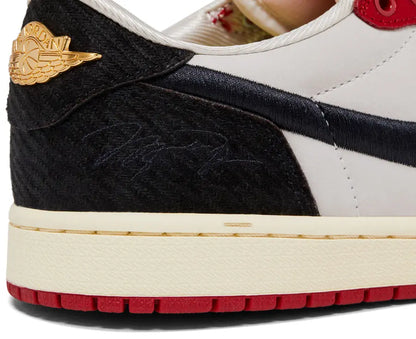 Jordan 1 Low Trophäenraum