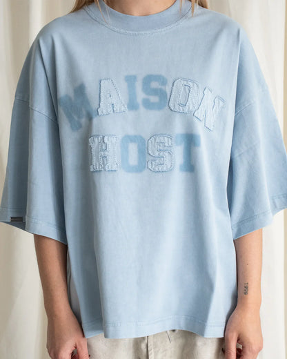 Maison Host Applique Dyed Tee Blau