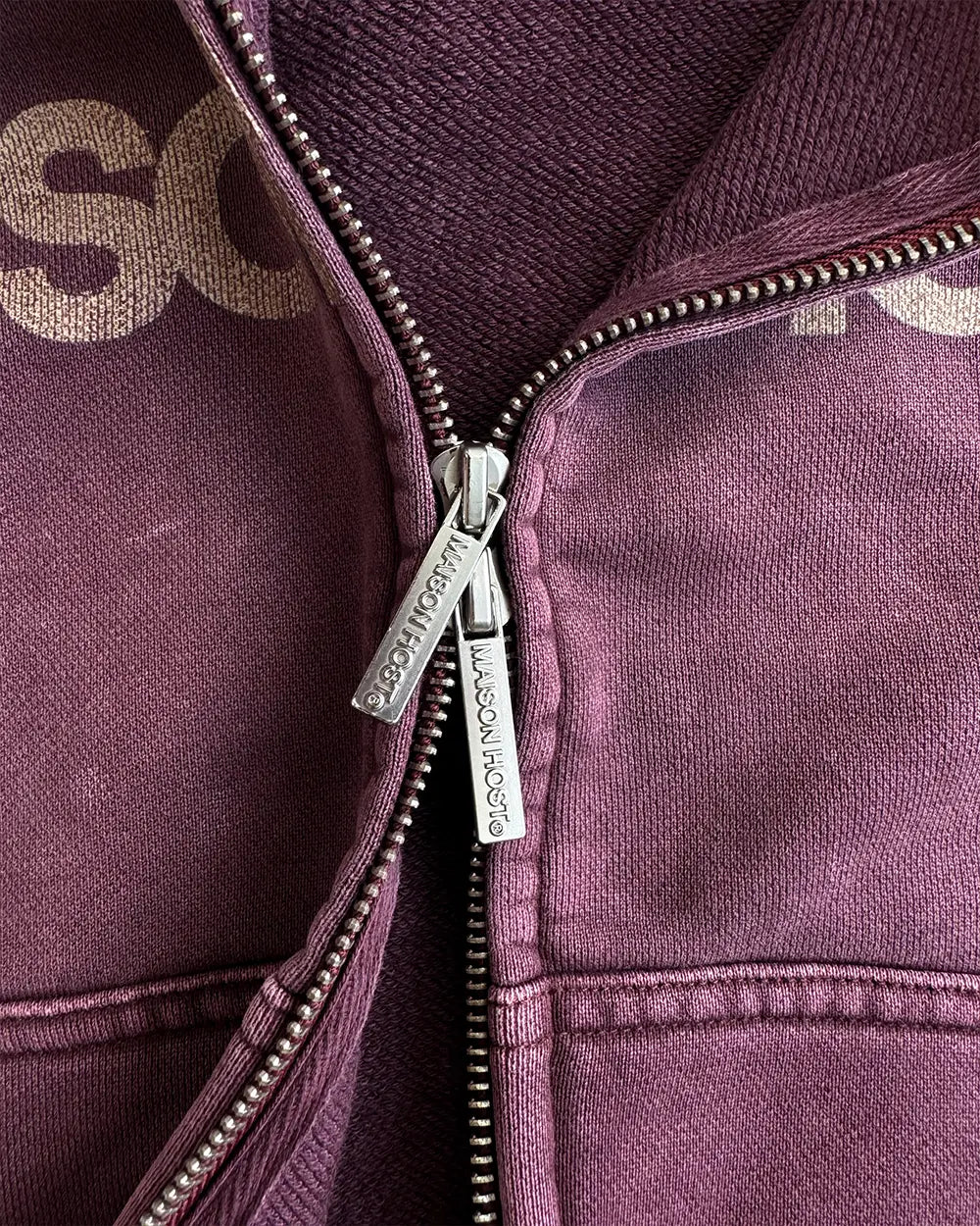 Maison Host Erode Zipped Hoodie Burgundy