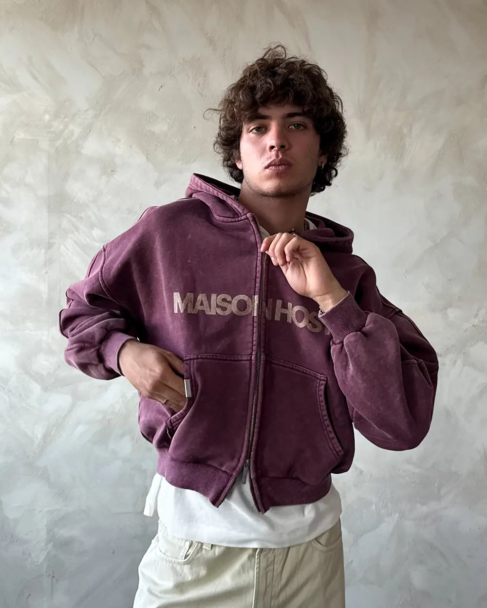 Maison Host Erode Zipped Hoodie Burgundy