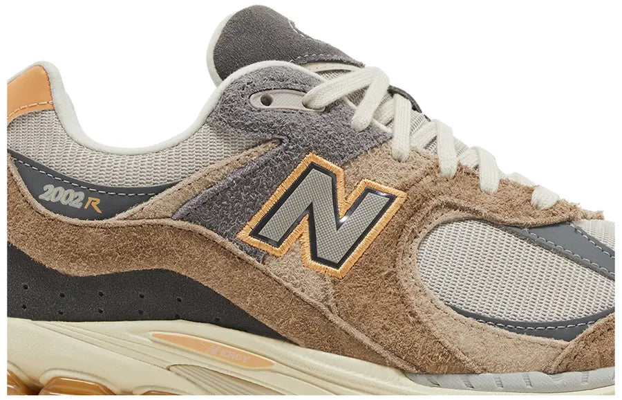 New Balance 2002r Peach