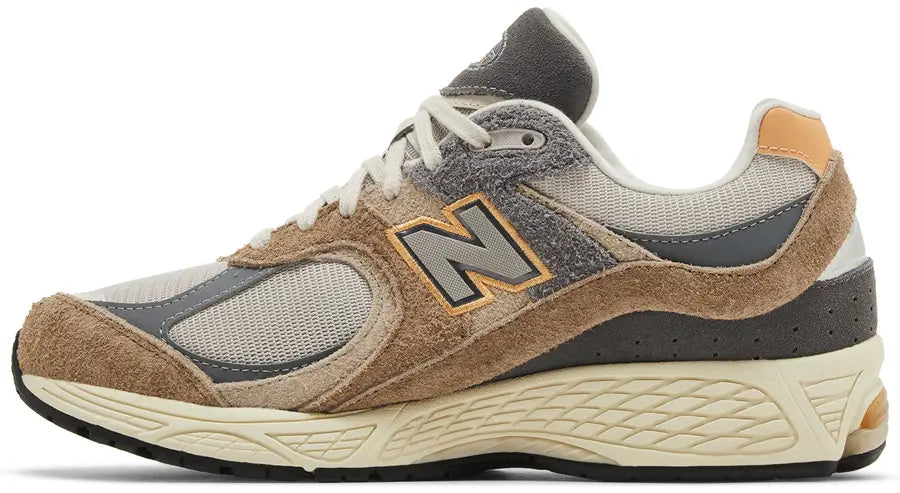 New Balance 2002r Peach