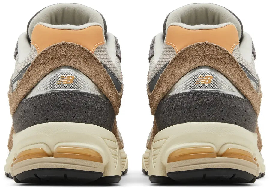 New Balance 2002r Peach