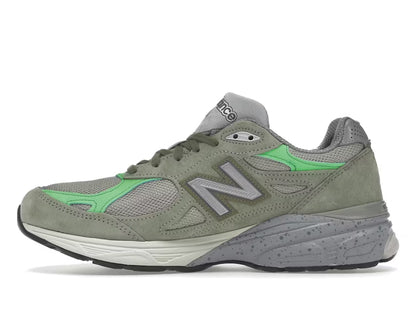 New Balance 990v3 Patta Keep Your Family Close