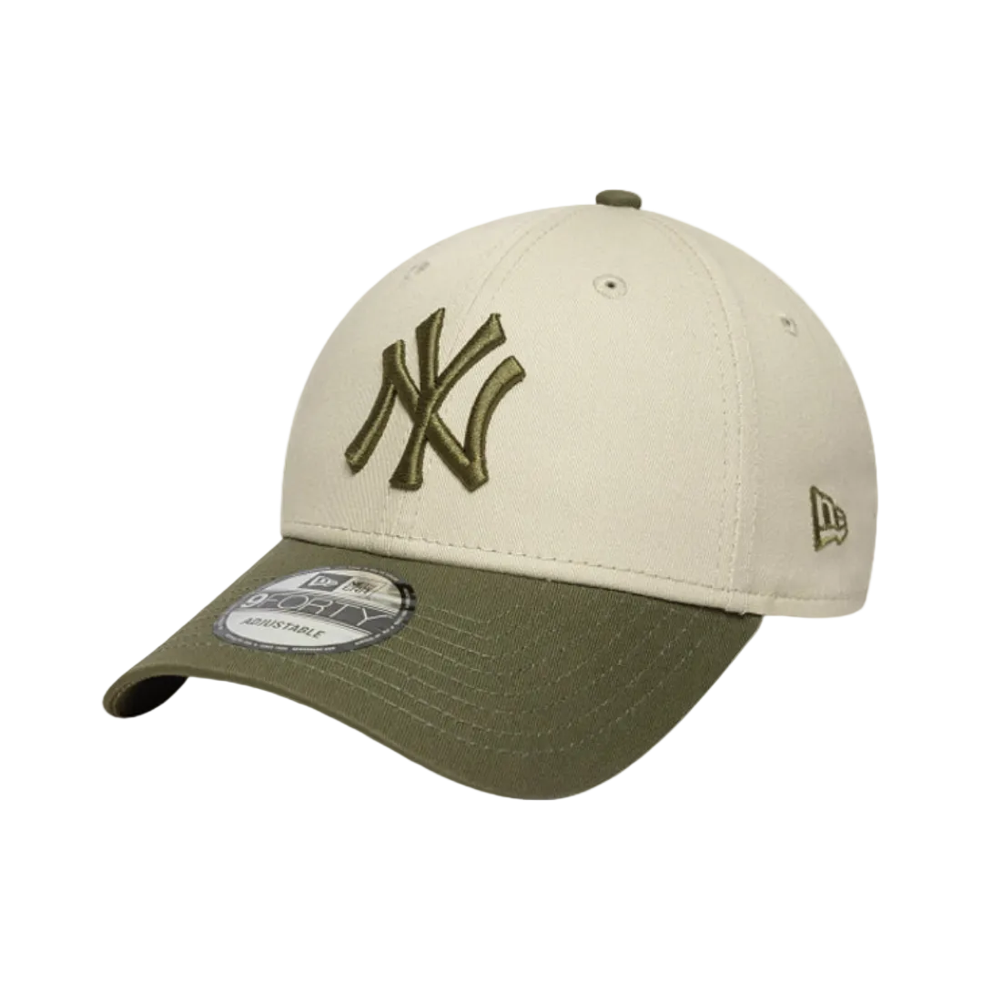 New Era 9FORTY NY Grün Creme