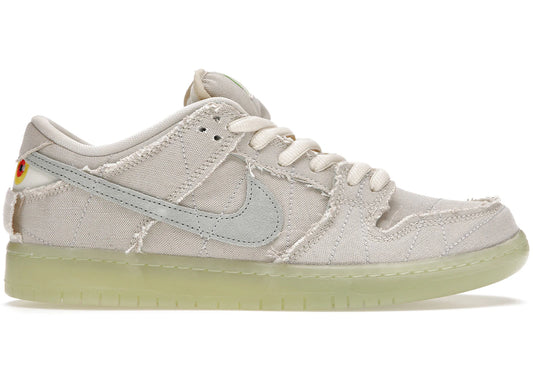 SB Dunk Low Mummy
