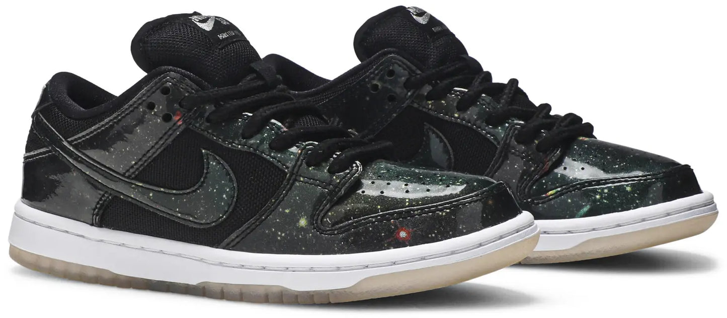 SB Dunk Low 420 Galactic
