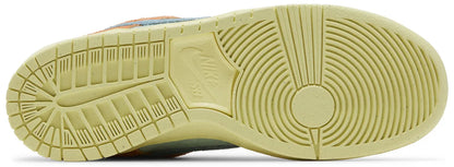 SB Dunk Low Aqua Emerald