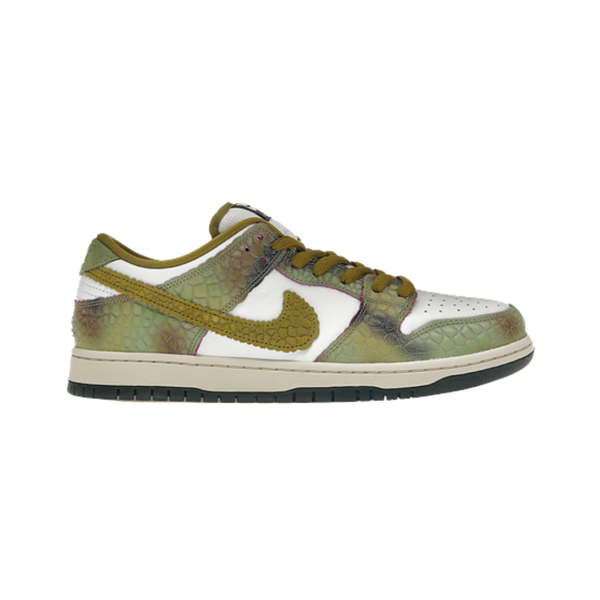 SB Dunk Low Chameleon