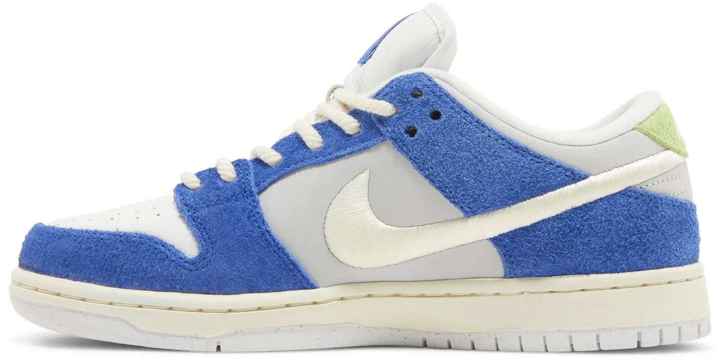 SB Dunk Low Gardenia