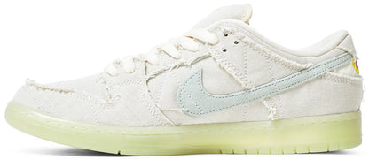 SB Dunk Low Mummy