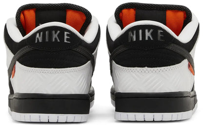 SB Dunk Low Tightbooth