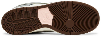 SB Dunk Low Yuto