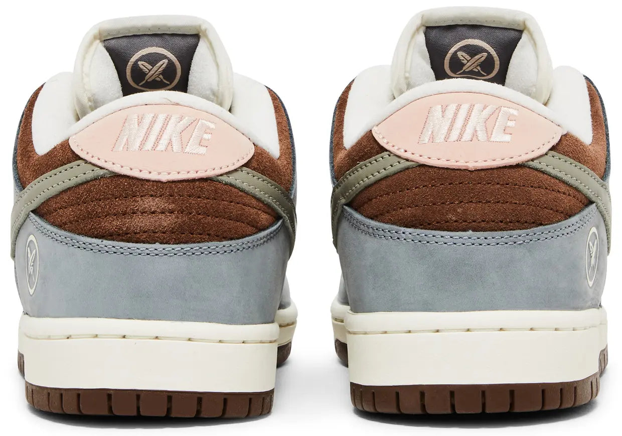 SB Dunk Low Yuto
