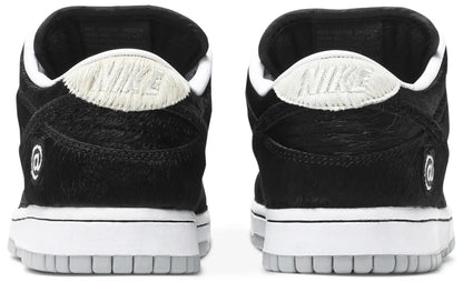 SB Dunk Low Medicom