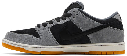 SB Dunk Low Schwarz Rauchgrau 