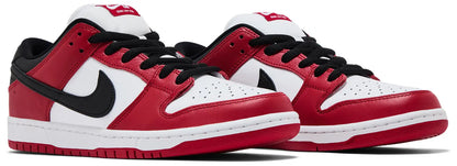 SB Dunk Low Chicago