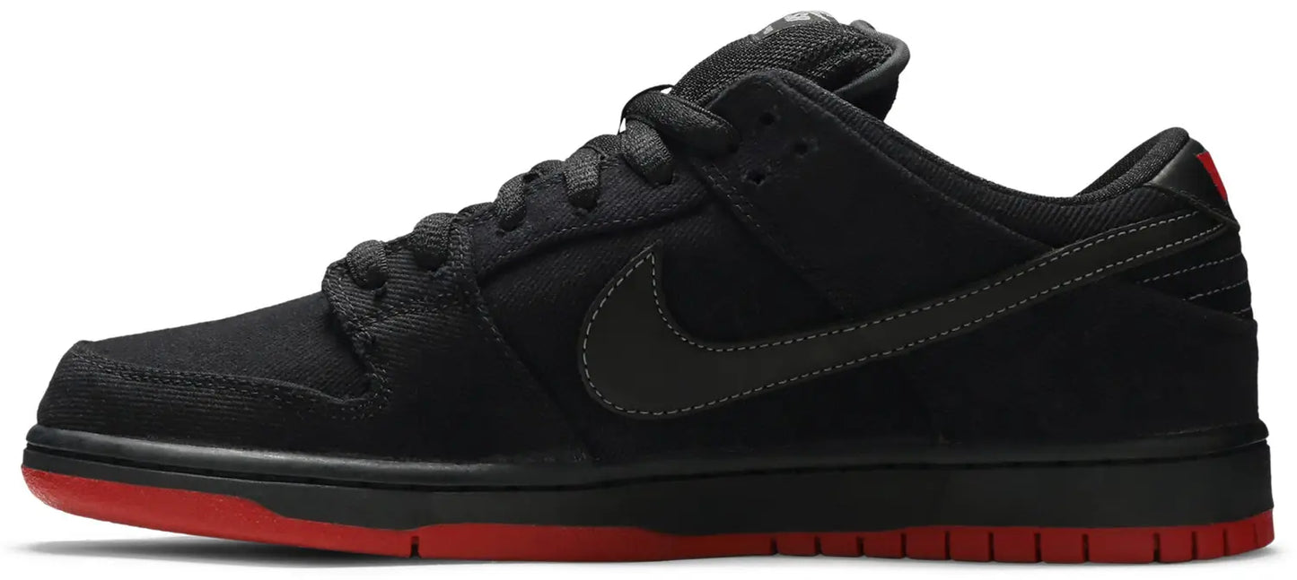 Sb Dunk Low x Levis Schwarz