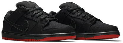 Sb Dunk Low x Levis Schwarz