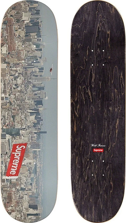 Skateboard Supreme Aerial