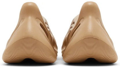 Yeezy Foam Runner Clay Taupe