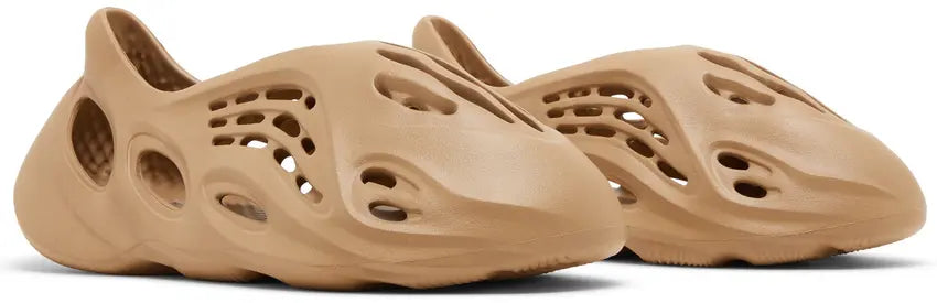 Yeezy Foam Runner Clay Taupe