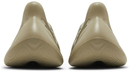 Yeezy Foamrunner Stone Salt