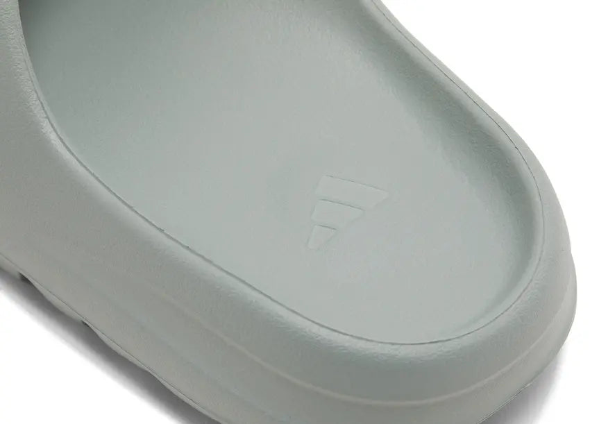 Yeezy Slide Salt
