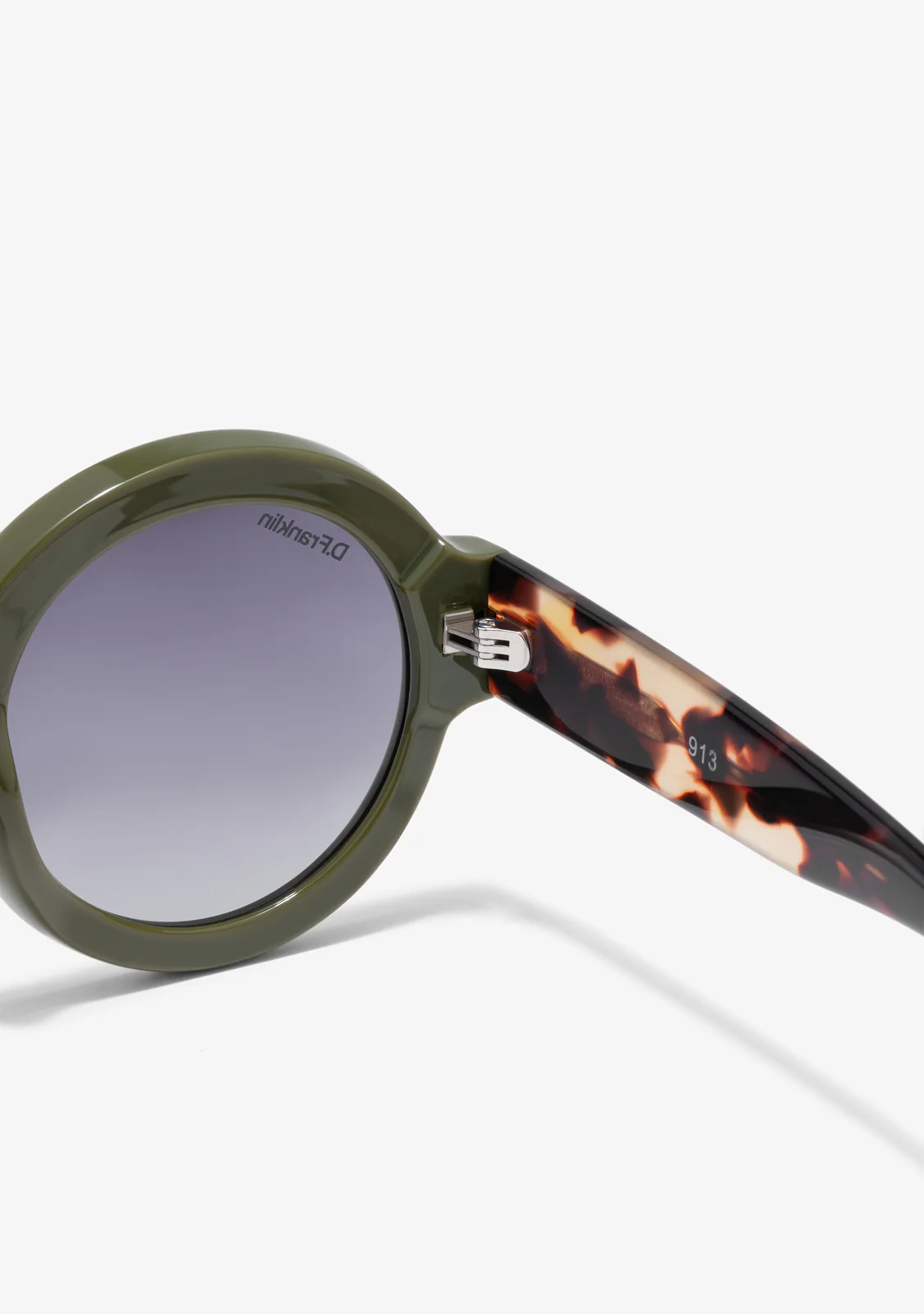 D.Franklin 913 Shiny Green Smoke - green, grey | Saturday Concept