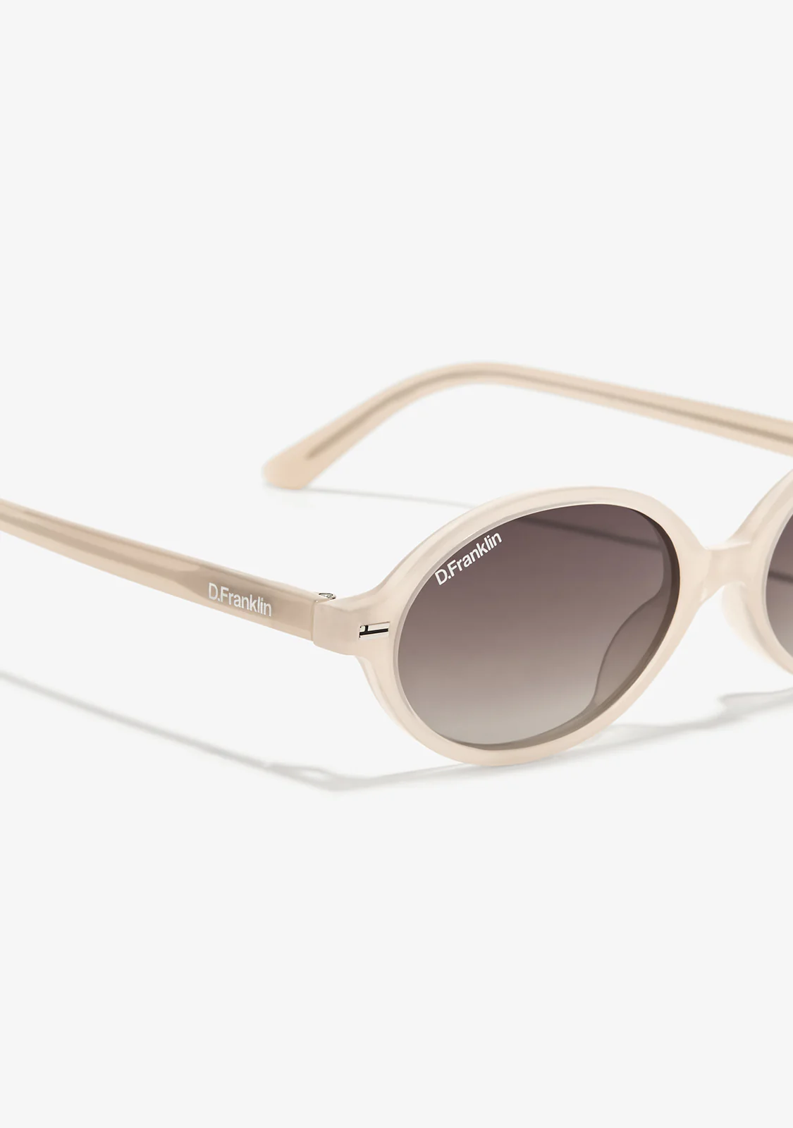 D.Franklin Ultra Light Ellipse Cream Brown - cream, beige | Saturday Concept