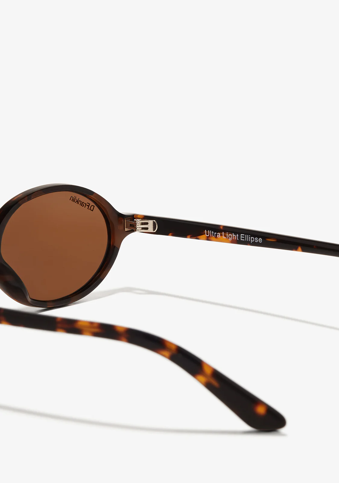 D Franklin Ultra Light Ellipse Tort Brown - brown, black | Saturday Concept