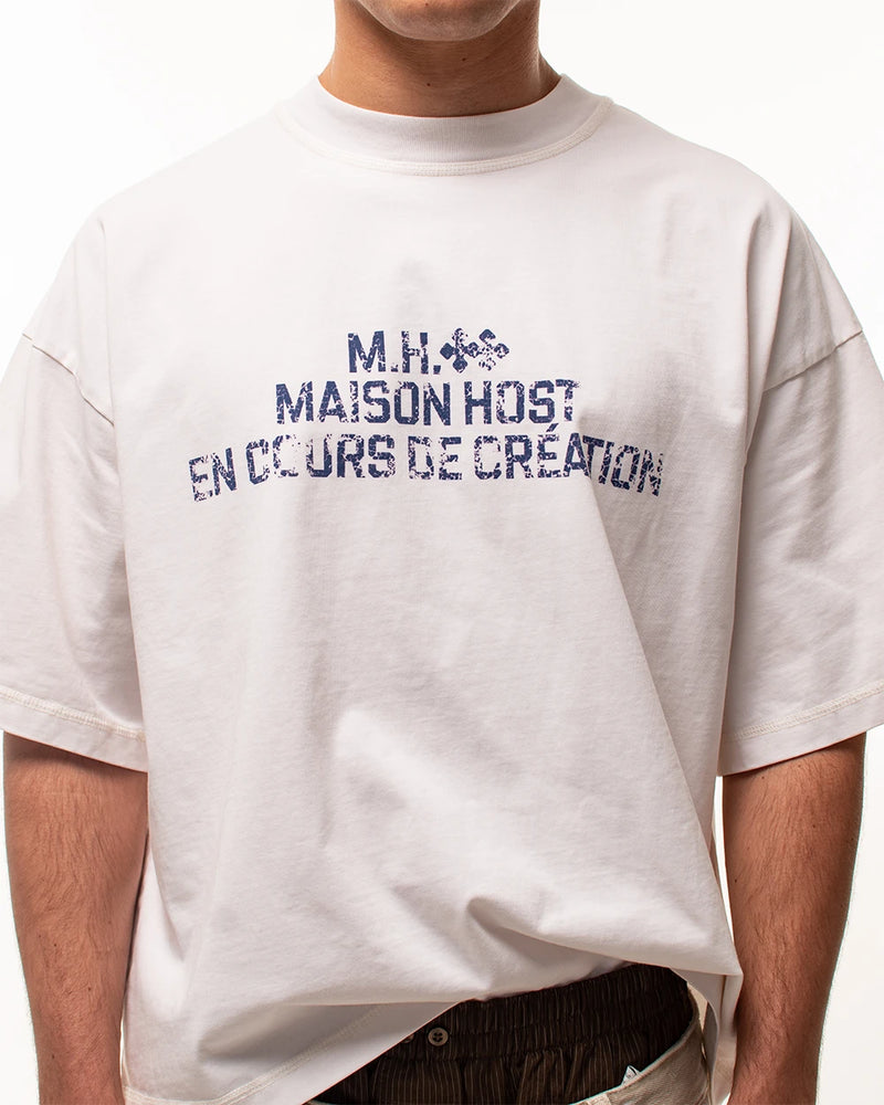 Host Bienvenue Crest Tee - white, blue | Saturday Concept