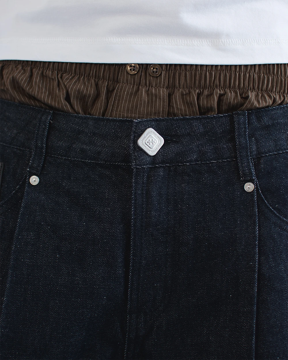 Host Raw Denim Pleated Shorts - blue | Saturday Concept