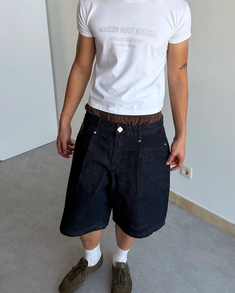 Host Raw Denim Pleated Shorts - blue | Saturday Concept
