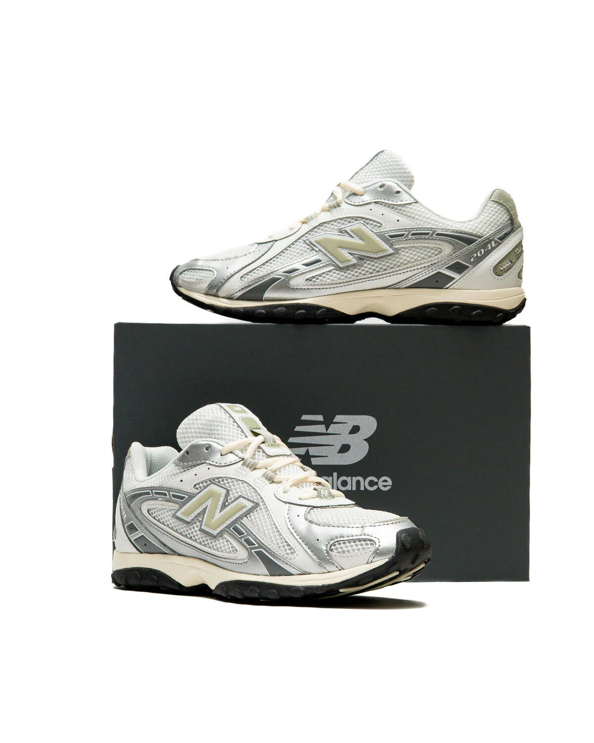 New Balance 204l Silber Metallic Salbeigrün