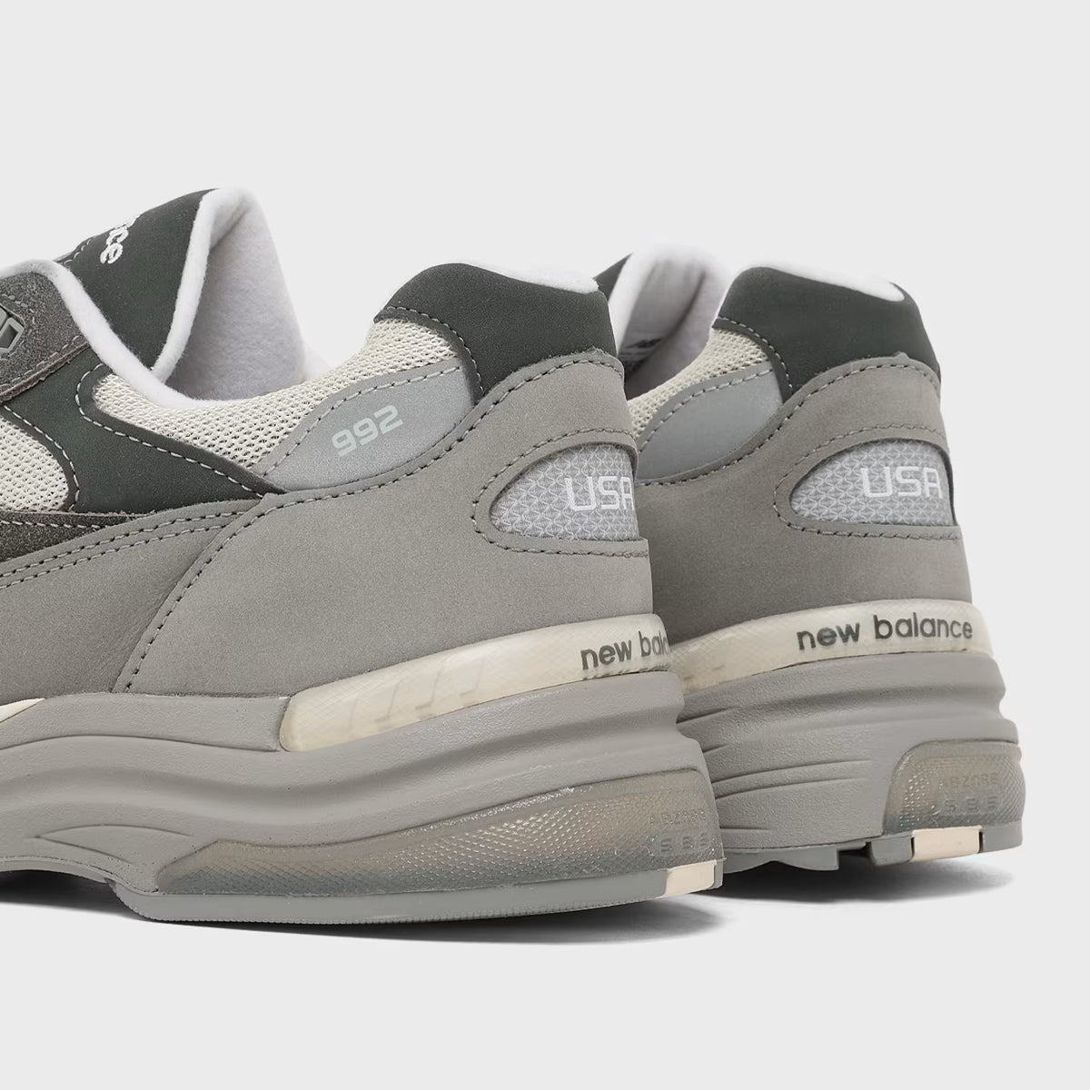 New Balance 992 Grey