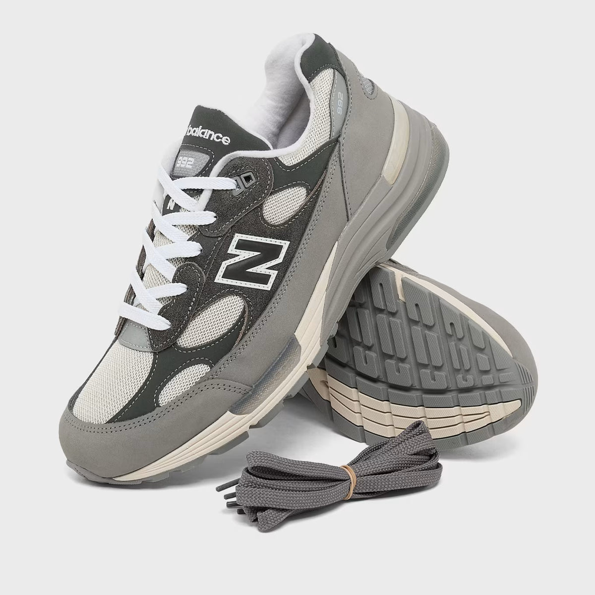 New Balance 992 Grey
