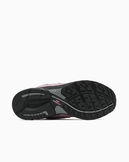 New Balance 993 Pink - pink, black | Saturday Concept
