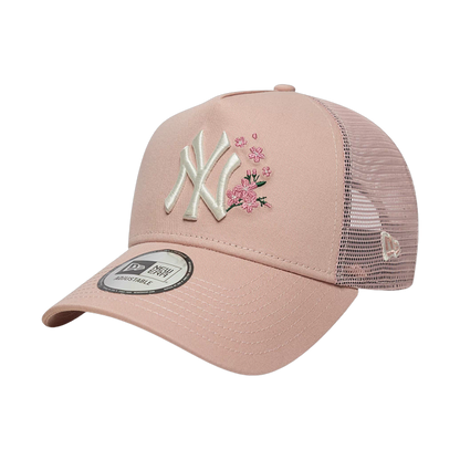 New Era NY Pink Floral Trucker - pink | Saturday Concept