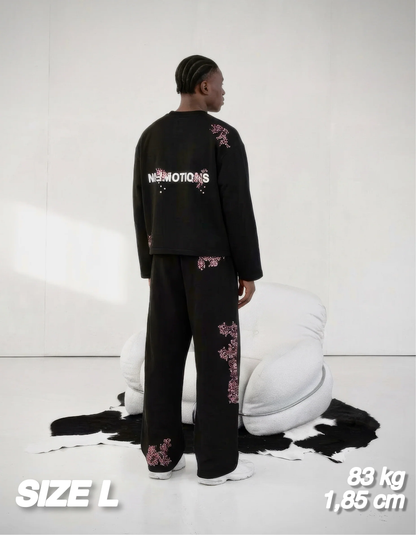 NoEmotions Blossom Long Sleeve Black - black, pink | Saturday Concept