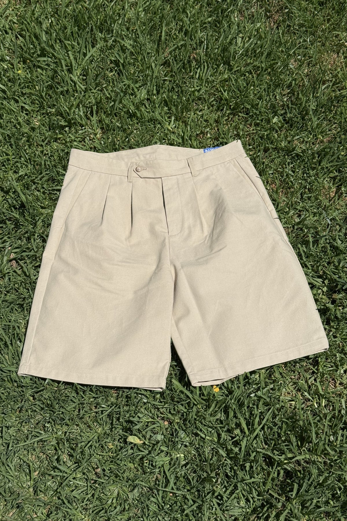 NWHR Basic Short Beige - cream | Saturday Concept
